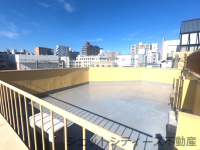 【バルコニー】 | コインランドリー38長柄中ビル