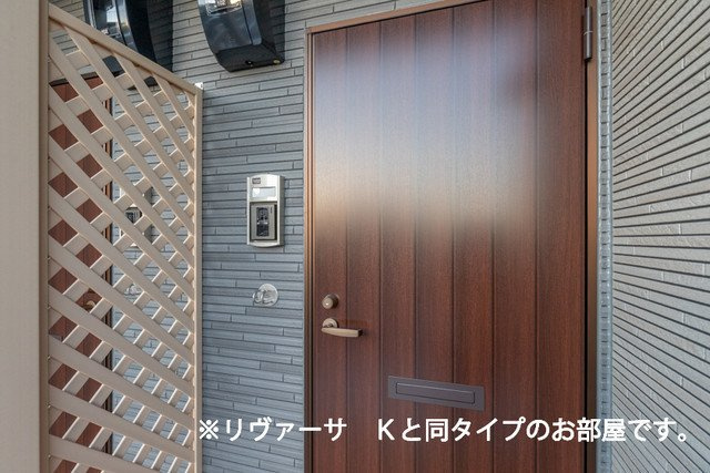 Ａｌｉｖｉｏ・ｃａｓａ　Ⅱのエントランス|落ち着いたエントランスです