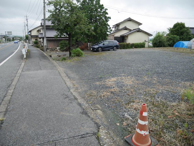 勝田郡奈義町広岡　売土地164坪の外観