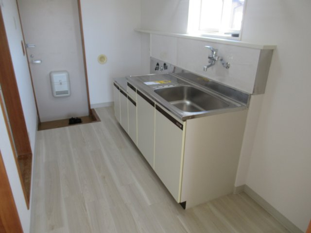 ルナハイツ東原のキッチン
