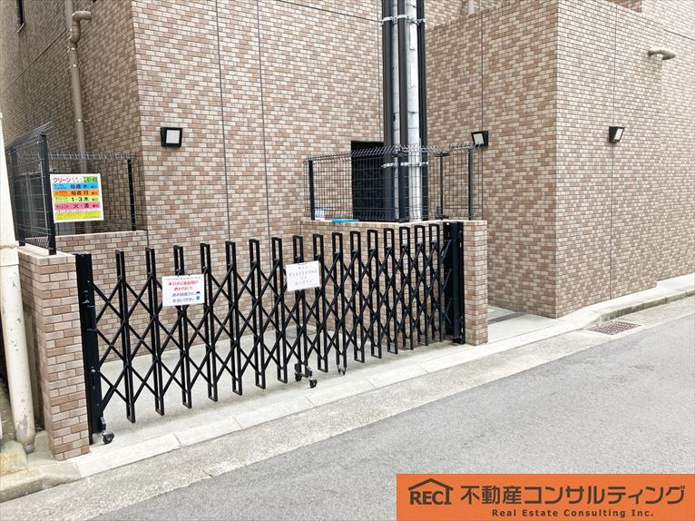 リーガル神戸海岸通のエントランス