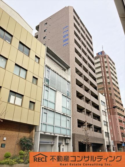 リーガル神戸海岸通の駐車場