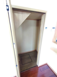 【収納】 | ディールハウスⅡ | 階段下収納