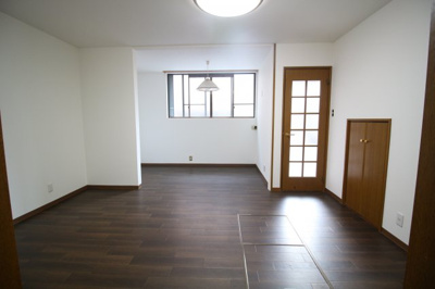 【居間・リビング】 | 二葉町4丁目貸家