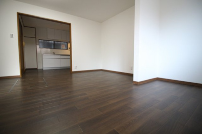 【居間・リビング】 | 二葉町4丁目貸家