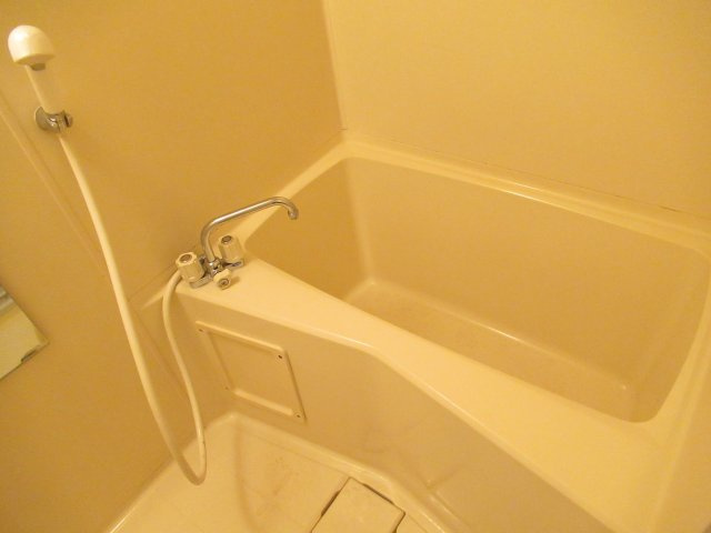 サンハイツ南原Aの浴室