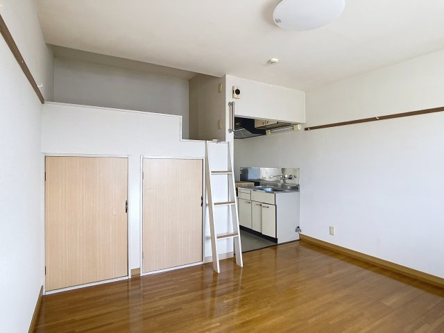 サンハイツ南原Aの洋室