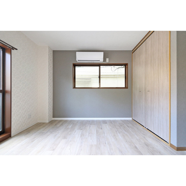 川島ハイツの居間・リビング