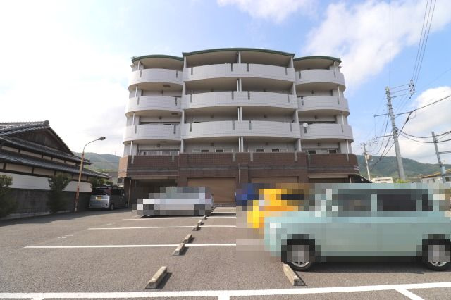 ヴィラコートSEIの外観|落ち着いた雰囲気の外観です