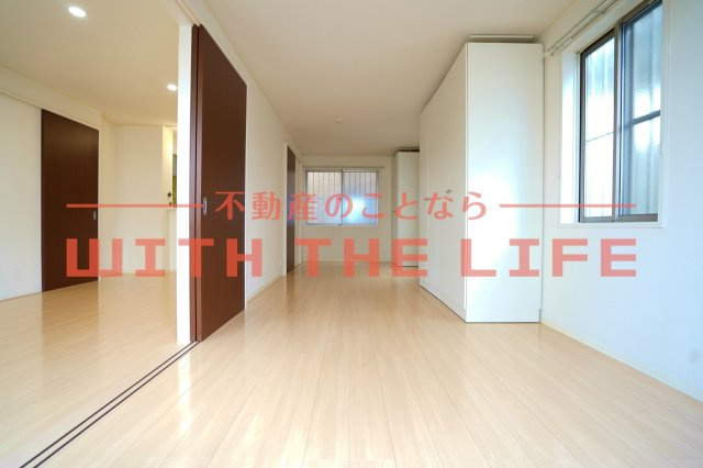 エクリス【キャッシュバック対象物件】の寝室|落ち着いて過ごせるお部屋なので、寝室にいかがでしょうか