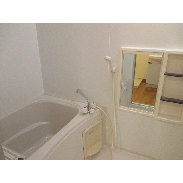 フィネス高須の浴室|日々の疲れを癒すお風呂付です