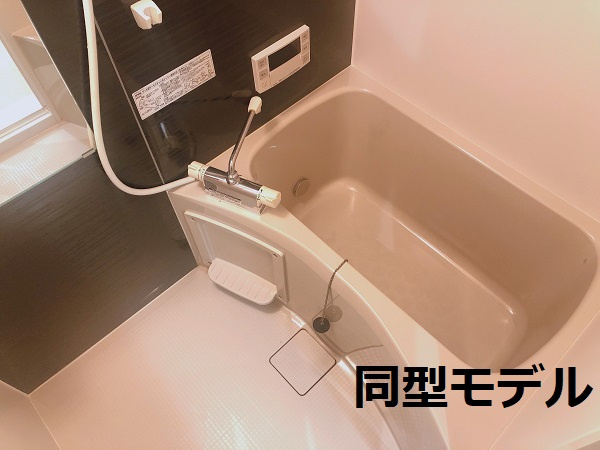 ベルフォーレ中央の浴室