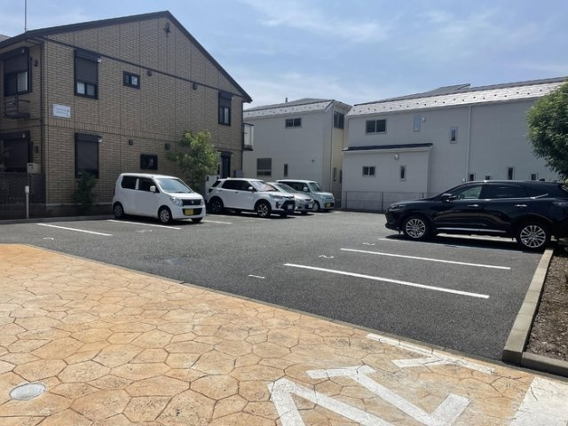 グランドゥール Aの駐車場|駐車場