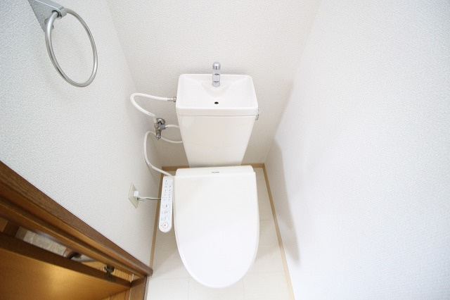 貮室邸マンションのトイレ|トイレもきれいです