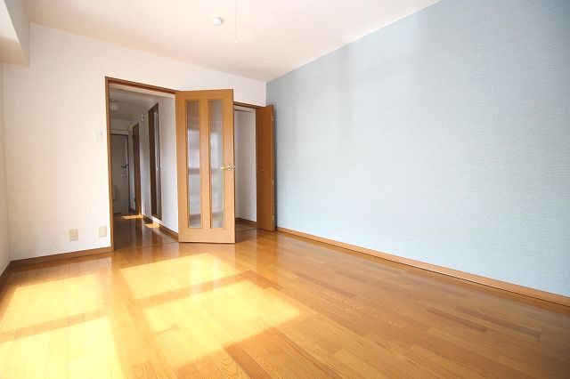 貮室邸マンションの洋室|個人の部屋や寝室として使える洋室です