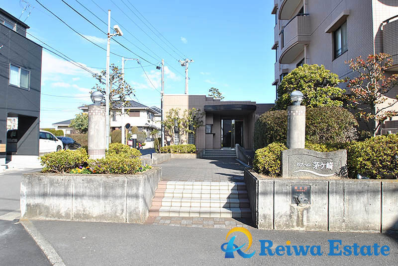 ディアハイム茅ヶ崎のエントランス