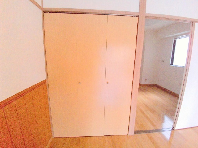 八幡ビルの収納
