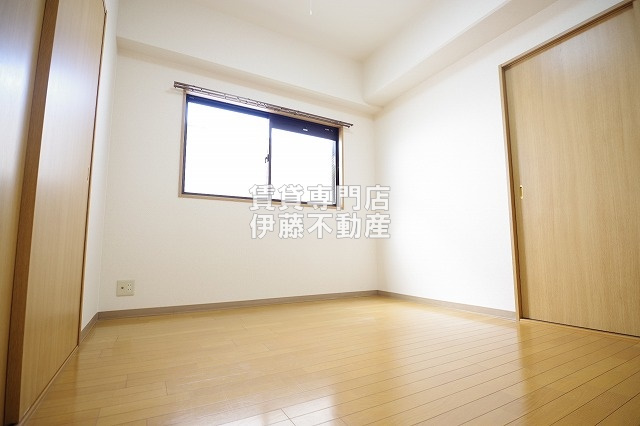 コンフォール南川の寝室