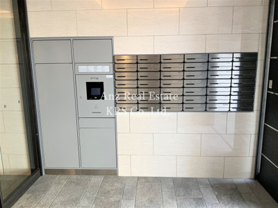 【その他共用部分】 | ララプレイスＯＳＡＫＡＤＯＭＥ　ＣＩＴＹフトゥーロ | 大切な荷物の受け取りに便利な宅配ボックス設置！