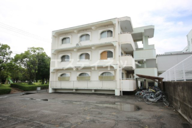 メゾンパークアベニューの外観