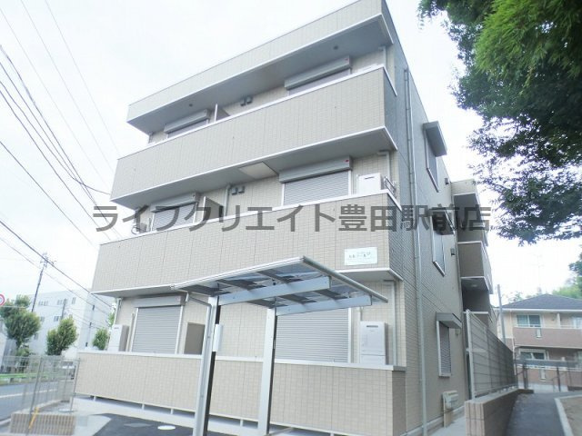 カルフールの外観