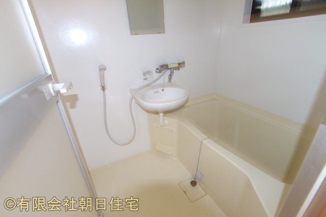 テラン　デ　Fの浴室