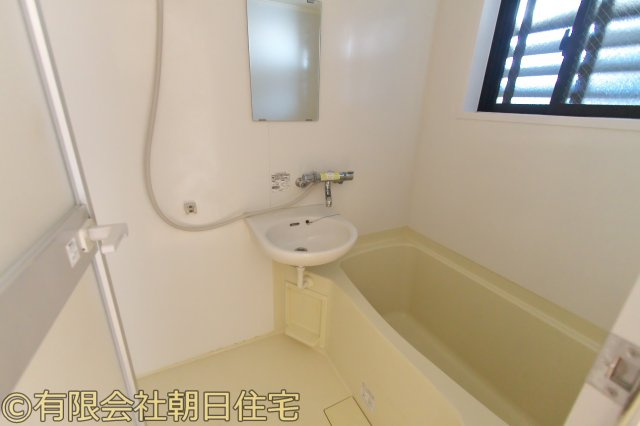 テラン　デ　Fの浴室