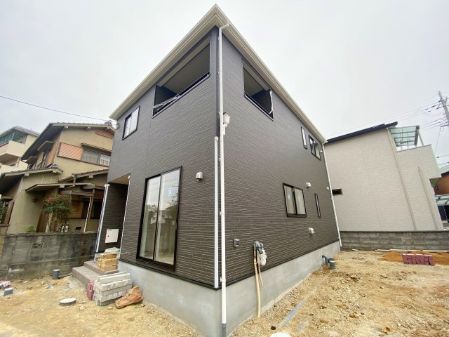 大久保町大窪　新築一戸建ての外観