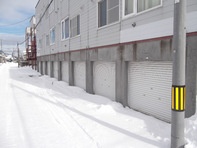 ハイツ中松の駐車場