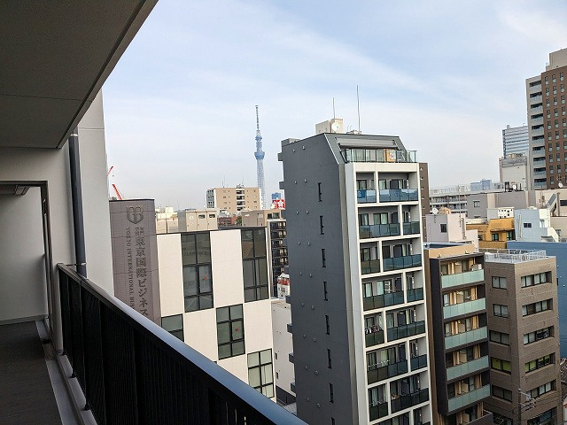テラス浅草橋の設備|10F共用廊下ですスカイツリー見えます