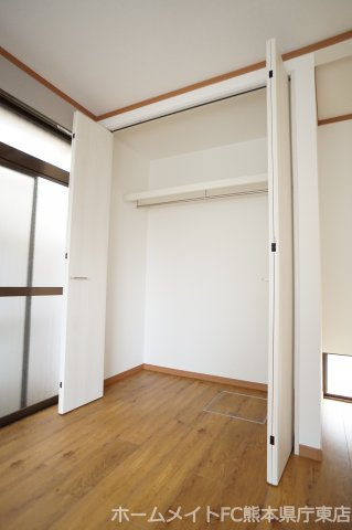 荒木貸家（割棟）の収納