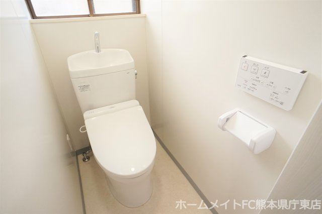 荒木貸家（割棟）のトイレ