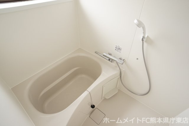 荒木貸家（割棟）の浴室
