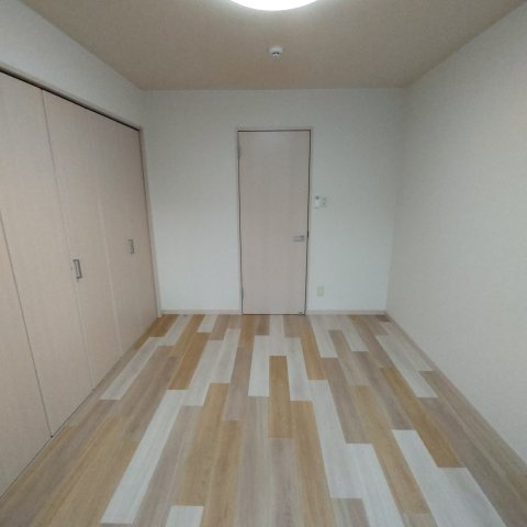 セジュール伍番館の内装|明るい色調の室内です