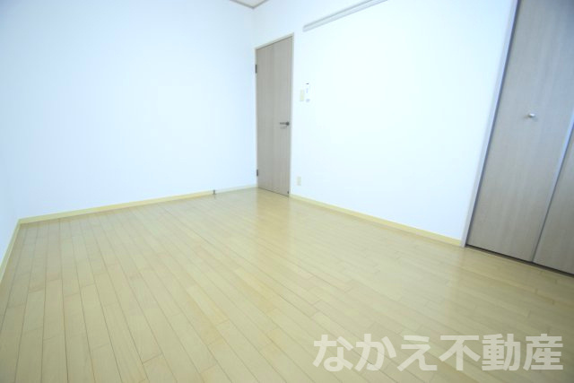 【寝室】 | 使い勝手のいい寝室です