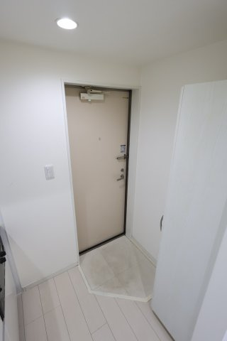 【玄関】 | アイリス南余部