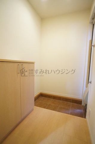 シャーメゾン雲雀丘の玄関
