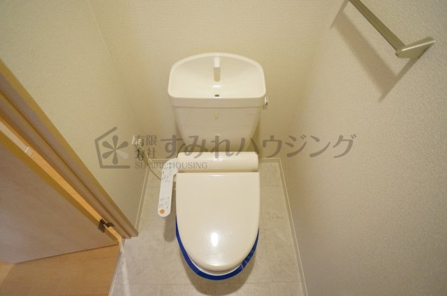 シャーメゾン雲雀丘のトイレ