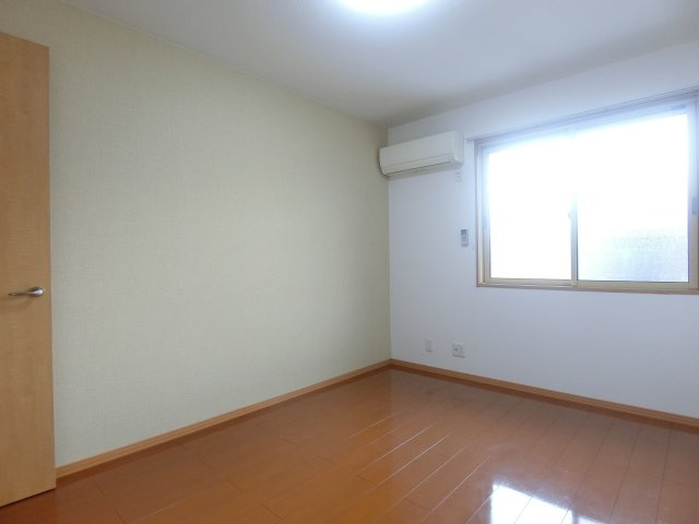 グリーンスクエアA棟の洋室