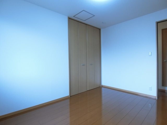 グリーンスクエアA棟の洋室