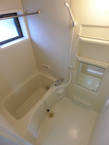 グリーンスクエアA棟の浴室