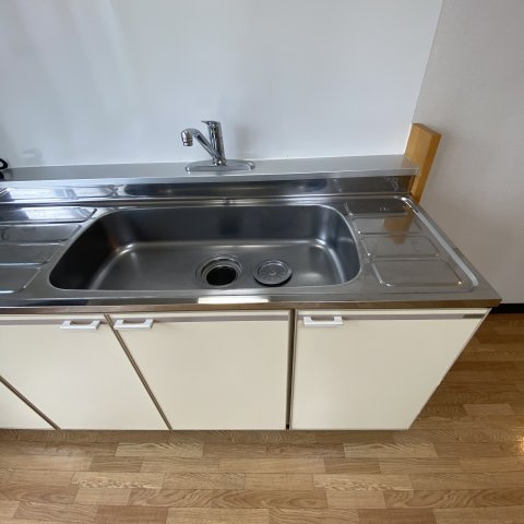 酒巻ハイツ２号棟のキッチン