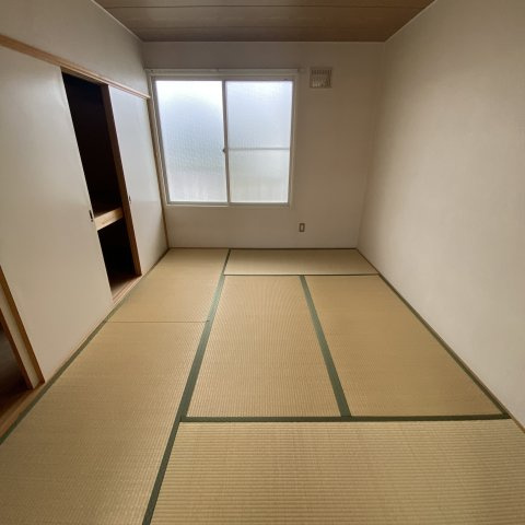 酒巻ハイツ２号棟の和室