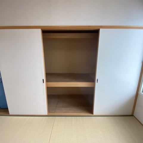 酒巻ハイツ２号棟の収納