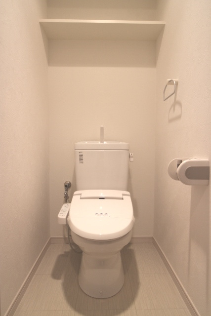 ケープラスのトイレ|落ち着いたトイレです