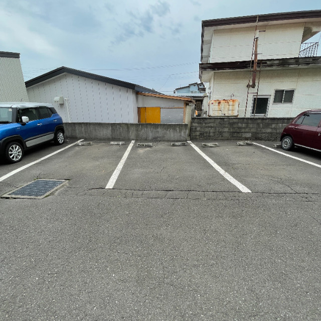 グランコート登別の駐車場