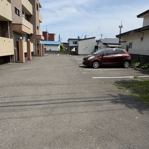 グランコート登別の駐車場