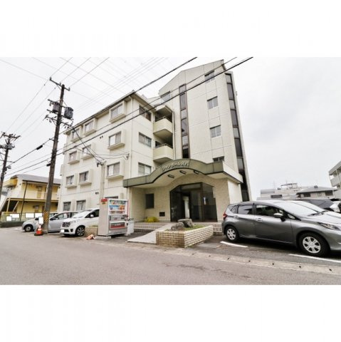 岐阜市茜部菱野１丁目のアパート