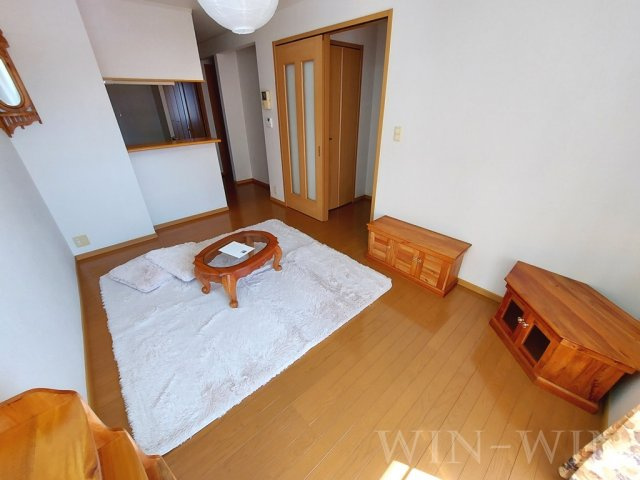 ユトリロ忠興 Bの居間・リビング