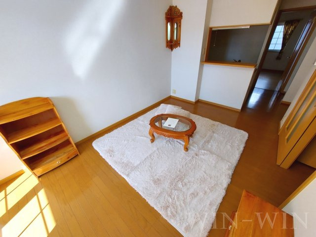 ユトリロ忠興 Bの居間・リビング